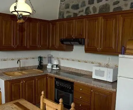 Casa Rural La Tanquera Hotell