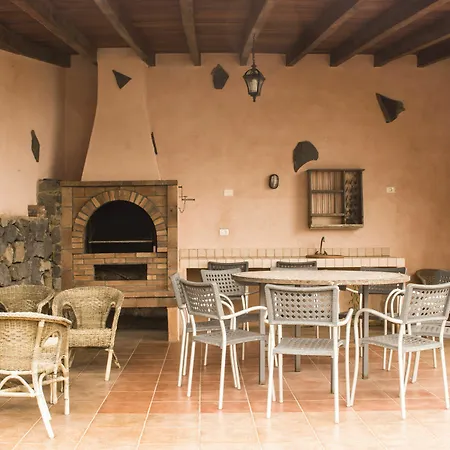 Villa La Tanquera